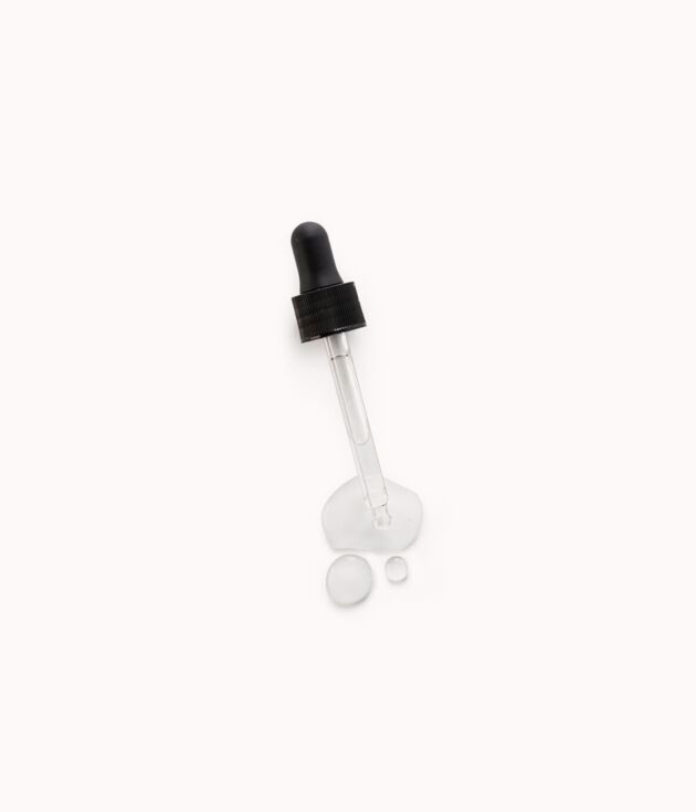 Hydrating facial serum dropper